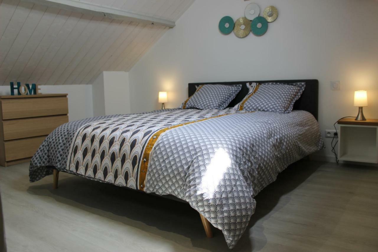 Bel Appartement Avec Vue Sur Vezere Юзерш Екстериор снимка