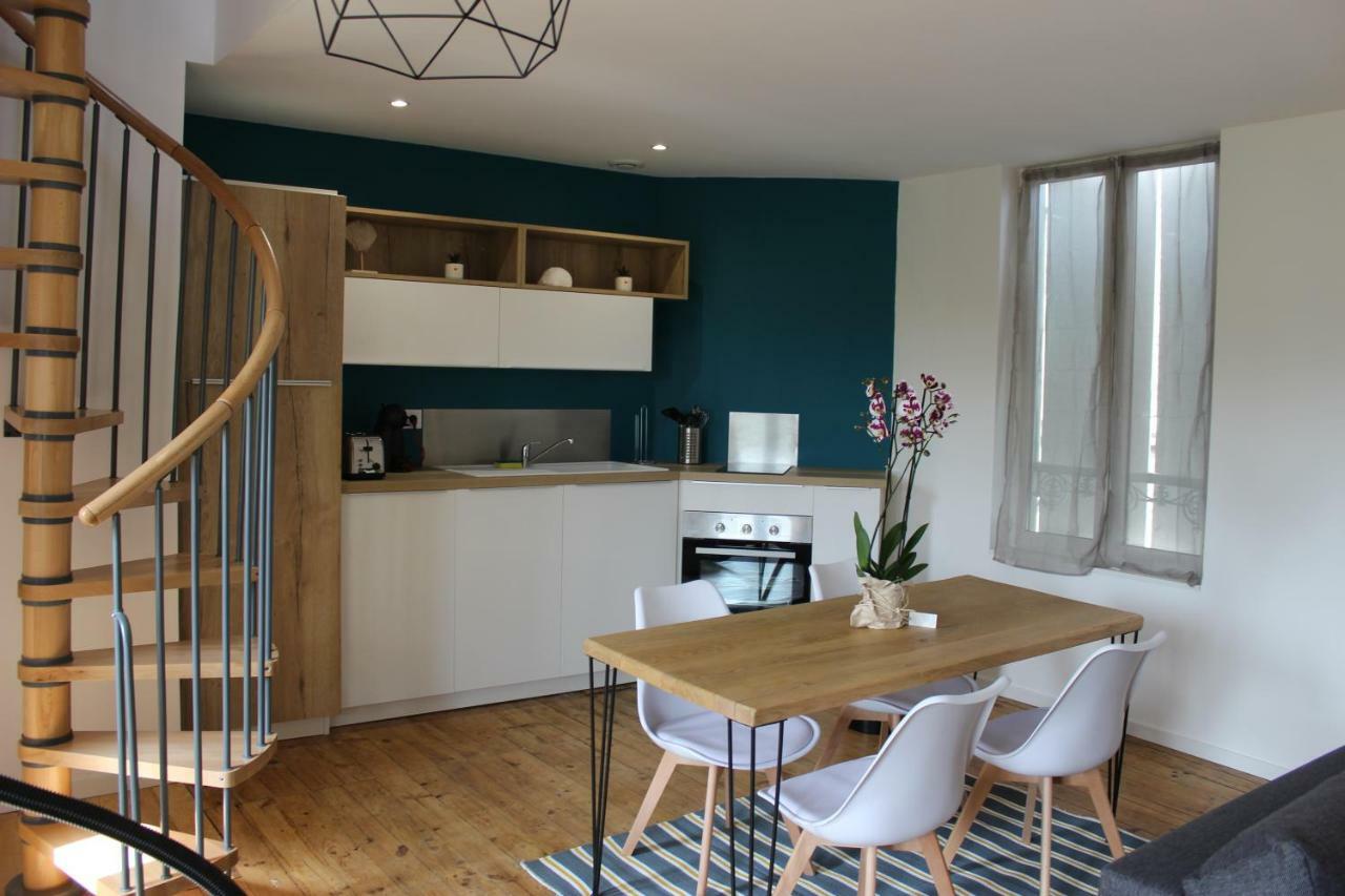 Bel Appartement Avec Vue Sur Vezere Юзерш Екстериор снимка