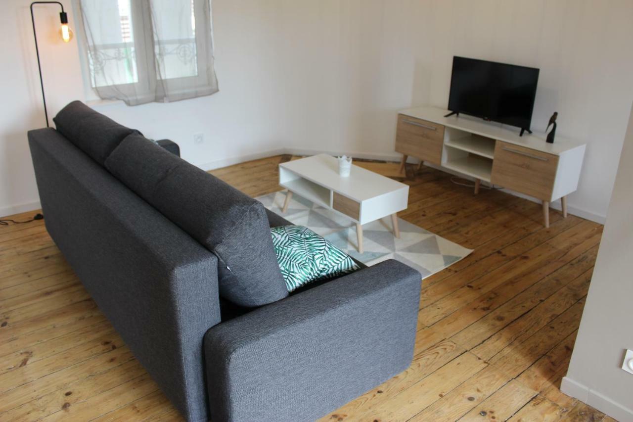 Bel Appartement Avec Vue Sur Vezere Юзерш Екстериор снимка